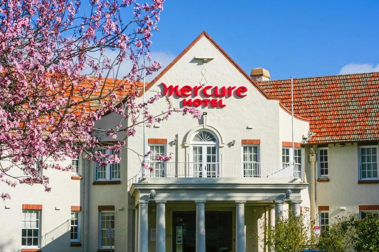 Mercure Canberra Hotel